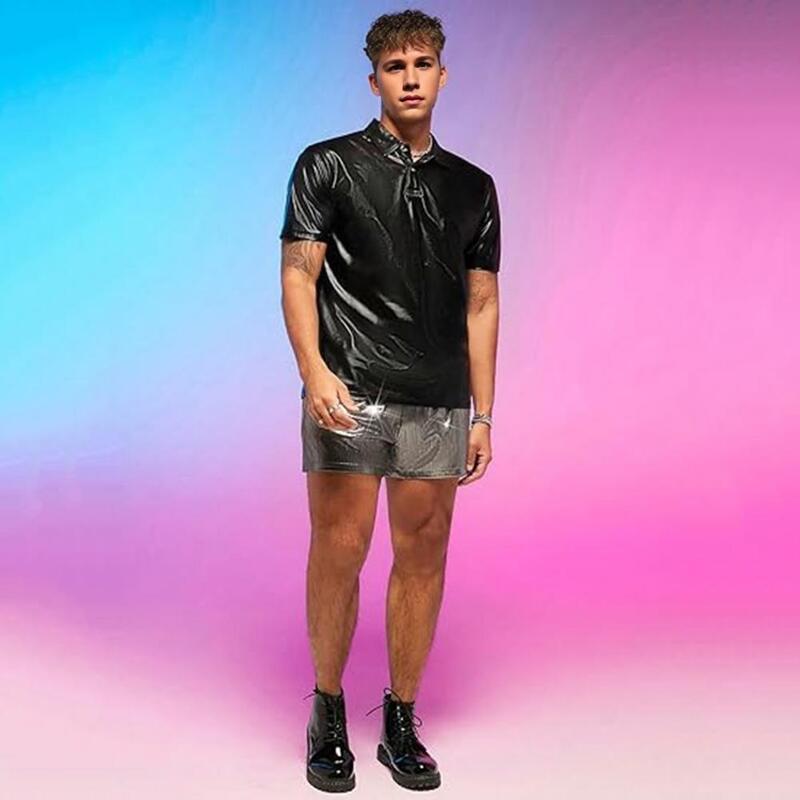 Shorts soltos de superfície lustrosa masculino, bolsos na cintura com cordão elástico, estilo hip-hop, streetwear casual, verão, 1pc
