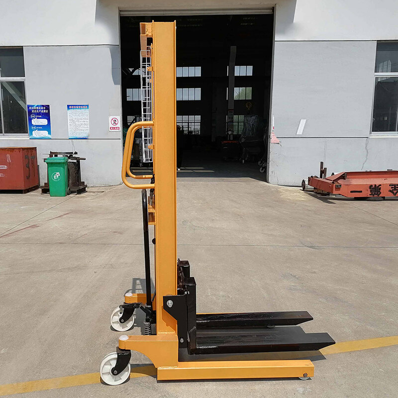 China Hand Stacker 1.5 ton 2 ton Manual Pallet Forklift