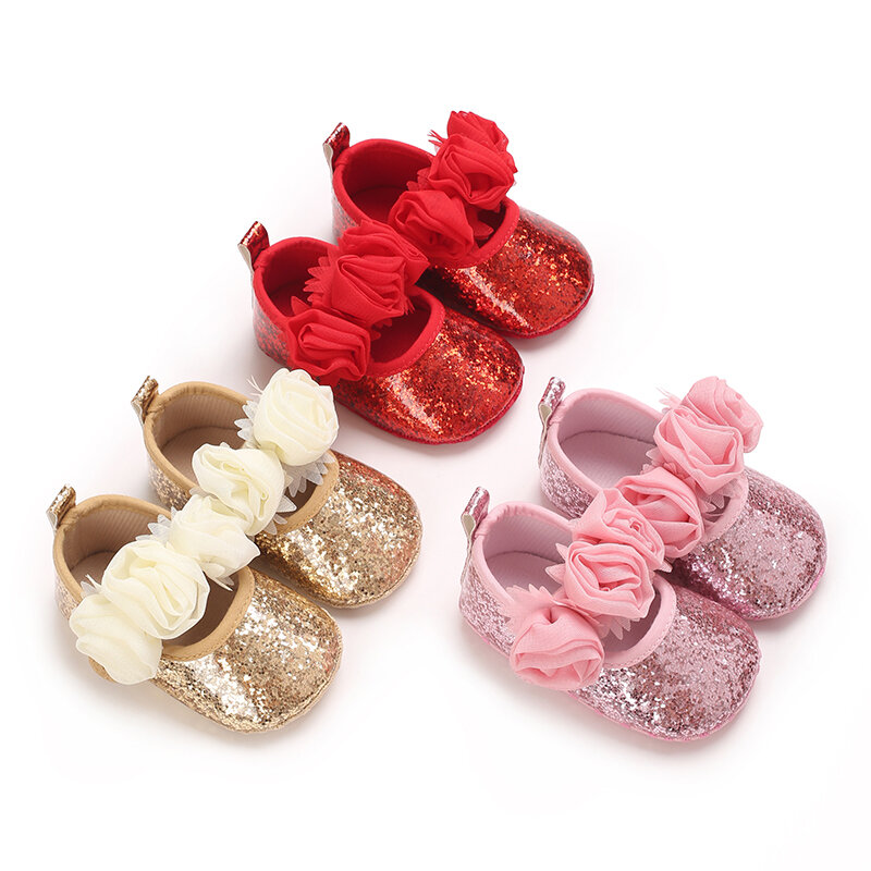Wiosenne i letnie nowe buty księżniczki z błyszczącymi kwiatami dla dziewczynek i niemowląt 0-18 miesięcy Antypoślizgowe buty do chodzenia z miękką podeszwą