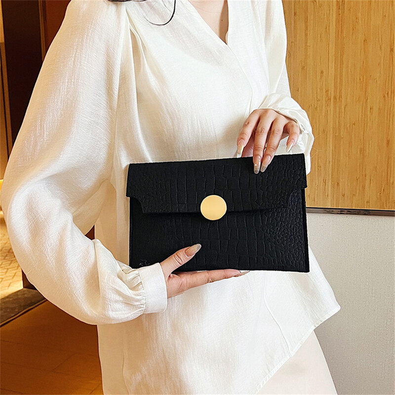 Women'S Clutch Bag Handheld Envelope Bags Felt Indentation Handbag Solid Color Business Bag New Fashion Evening Clutches