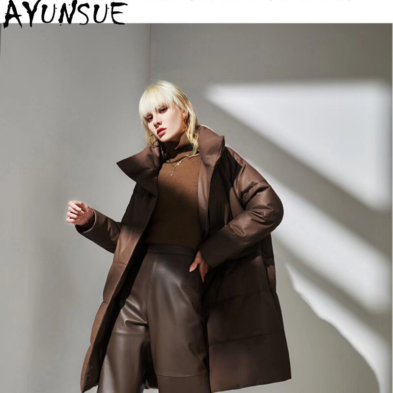 AYUNSUE 여성용 진짜 가죽 재킷, 90% 화이트 구스다운 코트, 스탠딩 칼라, 중간 길이 따뜻한 파카, 패션