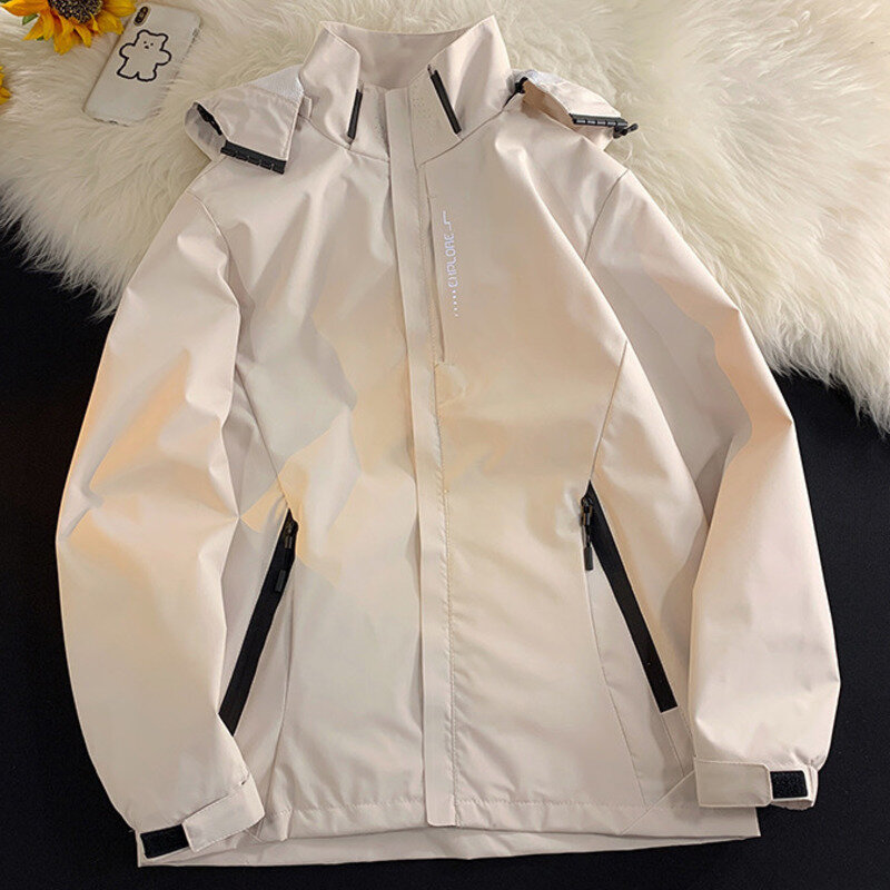 Męskie kurtki z kapturem w stylu safari 2024 Nowa amerykańska klasyczna wiatrówka w stylu retro Wodoodporne płaszcze przeciwporostowe