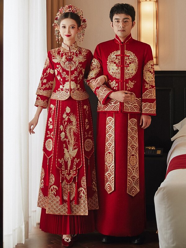2023 Estilo Chinês Noivo Noiva Qipao Exquisite Dragão Phoenix Bordado Festa Vestido de Casamento Brinde Roupas