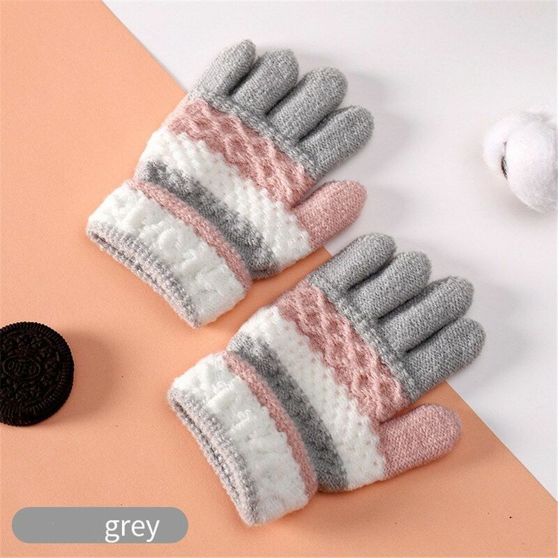 1 pair Outdoor Winter Autumn Soft Children Baby Gloves Full Finger Gloves Mittens Knitted