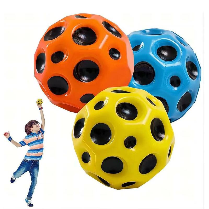 Anti-Fall poröse weiche Raum bälle Hüpfball Kinder Indoor-Spielzeug knallen sensorische Zappel spielzeug für erwachsene Kinder Stress abbau Loch Ball