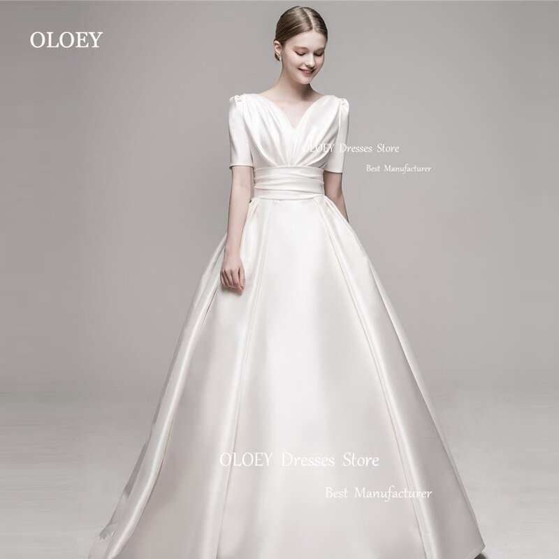 OLOEY gaun pernikahan Korea a-line sederhana Vintage Satin tebal leher V lengan pendek pemotretan gaun pengantin panjang lantai kustom