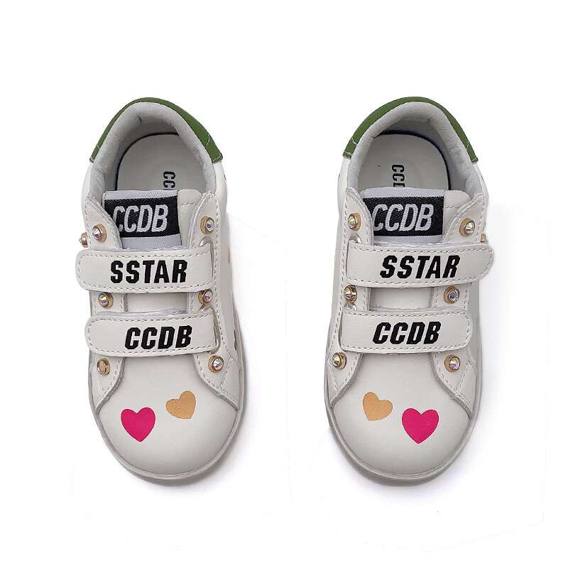 Dziewczęce gwiazdy adidasy skórzane buty sportowe ręcznie robione diamenty dla dzieci opalizujące serce laminowane CCDB