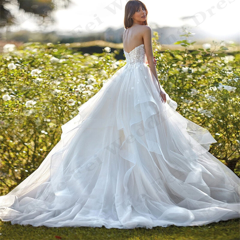 2024 przepiękne i seksowne suknie ślubne bez rękawów z odkrytymi ramionami księżniczki tiulowe suknie ślubne marszczona koronkowa aplikacja свадебное
