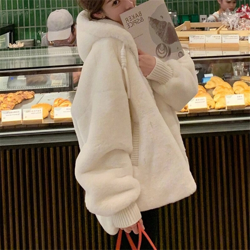 Abrigo de lana de cordero de imitación blanca para mujer, chaqueta de felpa de piel de conejo sintética, abrigo de invierno cálido, abrigo peludo informal