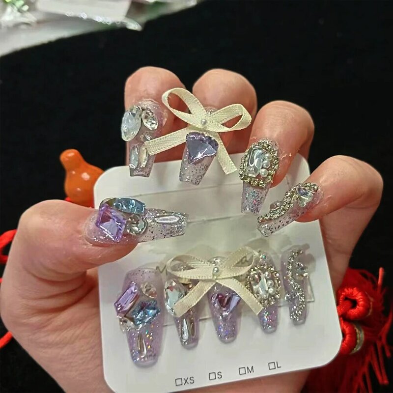 OEING Press on Nails Crystal (alcuni usano catene di zirconi) in busta/in scatola tipo di scala media Shopping di nozze riunioni di viaggio Design