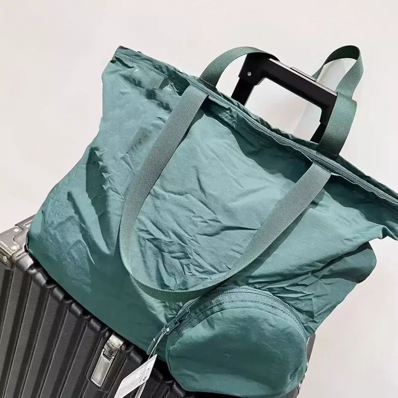LuluLogo 여행용 숄더백, 30L, 포장 가능한 대형 토트백, 휴대용 손 보관 팩, 캐주얼 대용량 방수 핸드백
