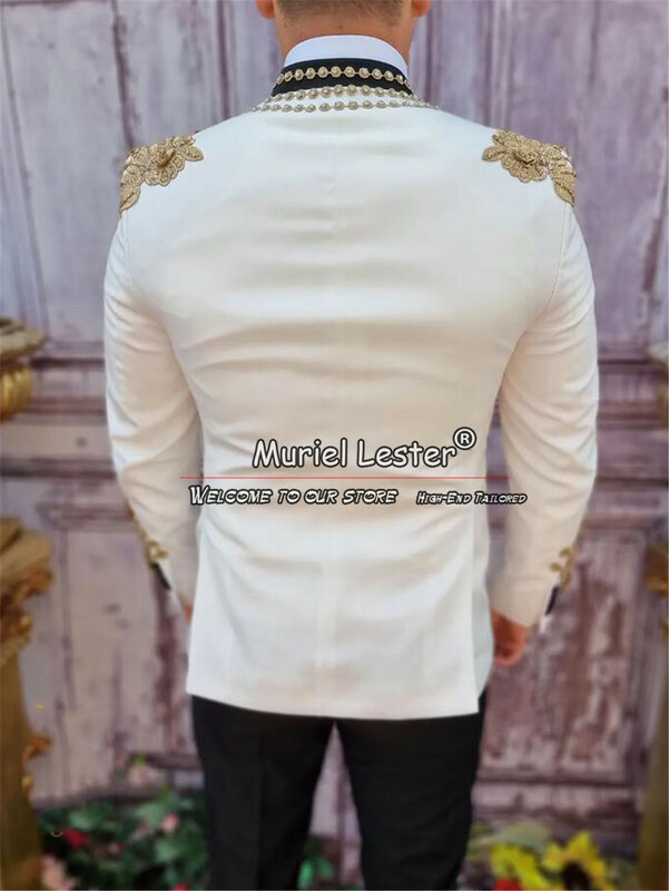Ivory Wedding Suits With Gold Appliques Men's Blazers Custom Made 3 Pieces Formal Groom Tuxedos Male Traje Formal Para Hombre