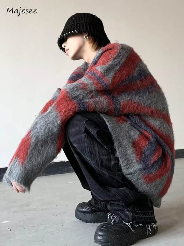 Sweater pria Slouchy, pakaian rajut lengan panjang Harajuku canggih Semua cocok gaya Amerika jalan tinggi Anti susut musim gugur harian