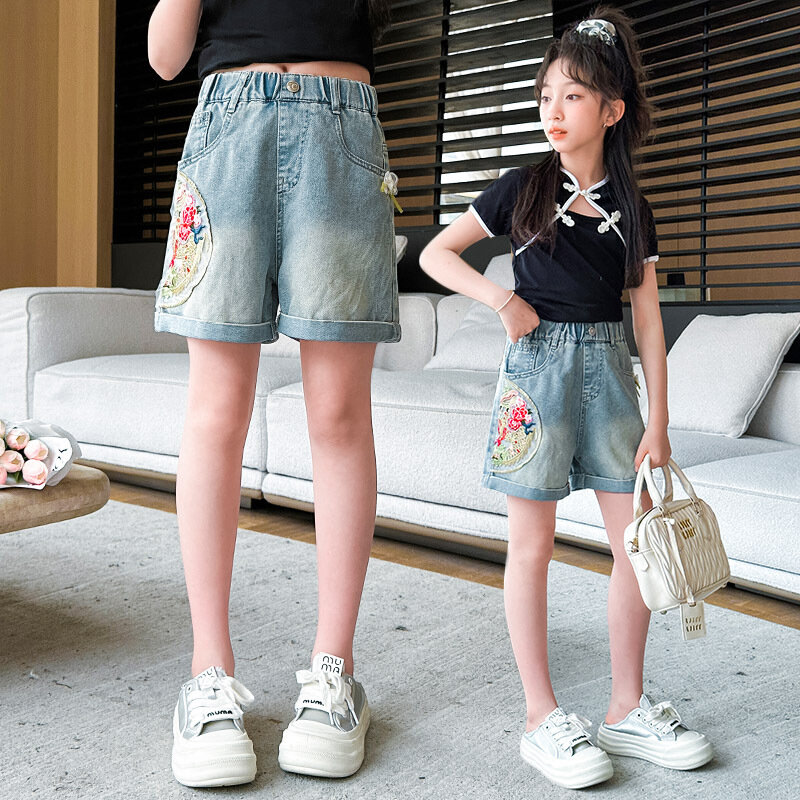 Celana pendek Denim anak perempuan, celana pendek Denim pinggang elastis musim panas versi Korea kaki lebar longgar pakaian anak-anak 6 8 10 12 14 tahun