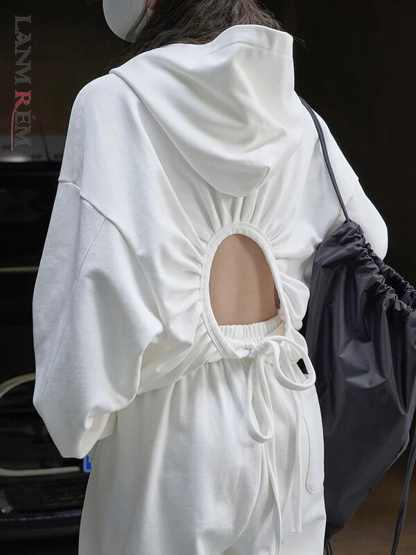 [LANMREM] Designer Back Hollow Out Hooded Sweatshirt For Women Long Sleeve Short Streetwear Tops 2024 Summer New 26D8728