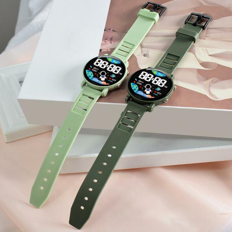 Reloj Digital impermeable con pantalla de Fuente Grande para niños y niñas, reloj deportivo LED de silicona con tiempo preciso, correa de silicona