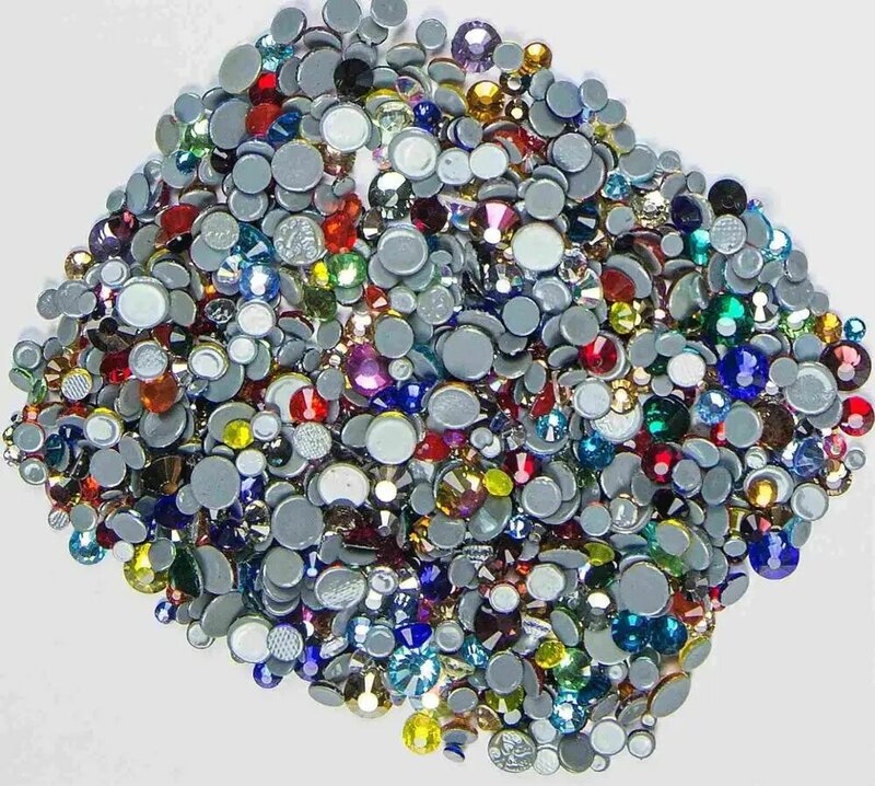 Ss3, ss4,ss8,ss12,ss34 berlian imitasi kuat Glitter Strass Flatback kaca kristal Hotfix batu besi pada berlian imitasi untuk garmen