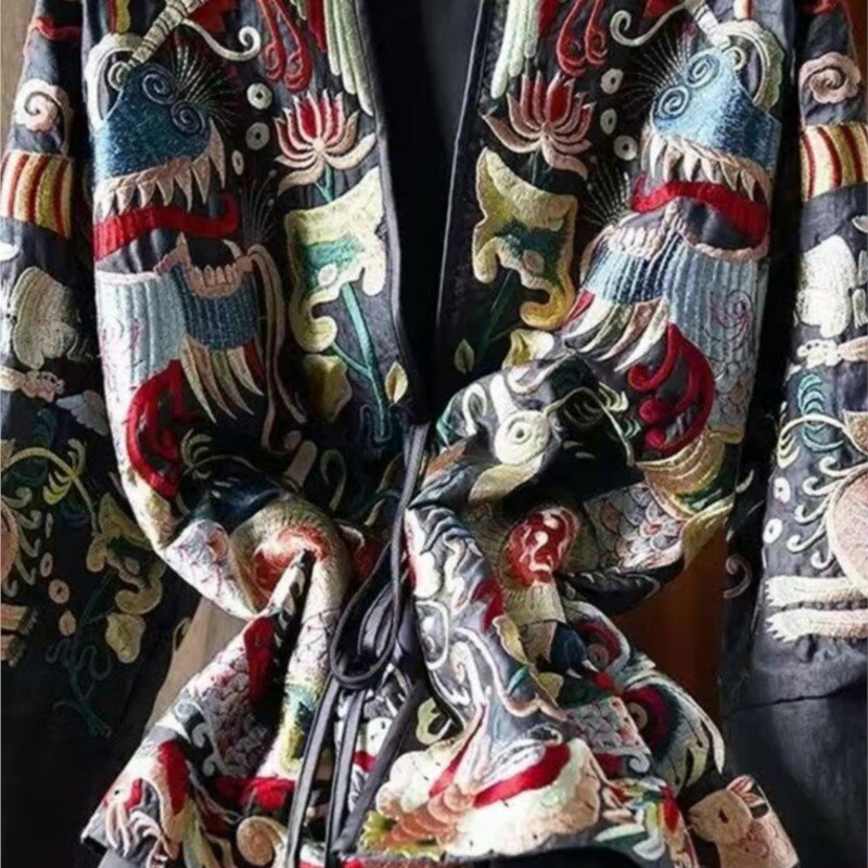 Mantel pendek benang Xiangyun sutra buatan, atasan kardigan lengan panjang cetak gaya nasional industri berat