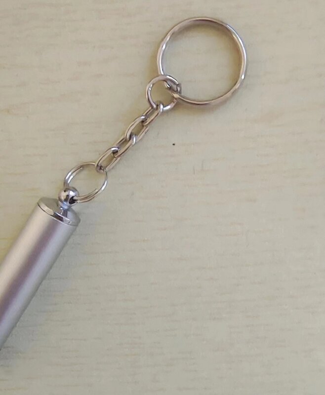 Компактный портативный брелок для ключей