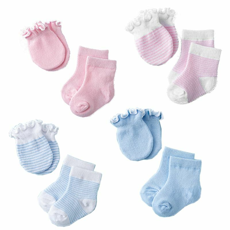 ถุงเท้านวมเด็กแรกเกิด ชุด 4 คู่ (0-6 เดือน) เบบี้บลู/เบบี้ชมพู ให้เลือก
