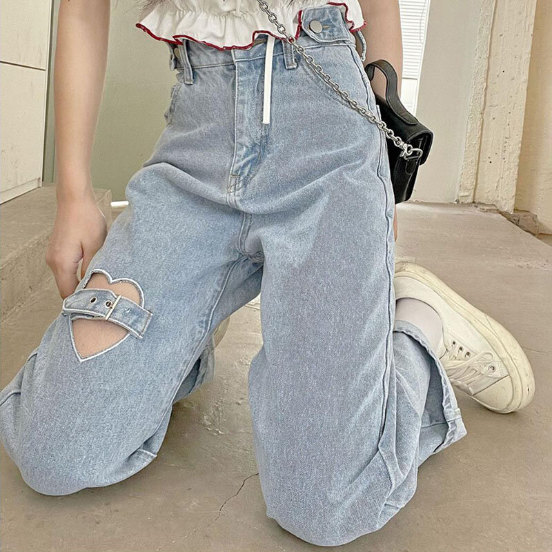 Женские рваные джинсы с сердечками, прямые брюки с завышенной талией в Корейском стиле, женские модные джинсовые брюки с широкими штанинами, 2024