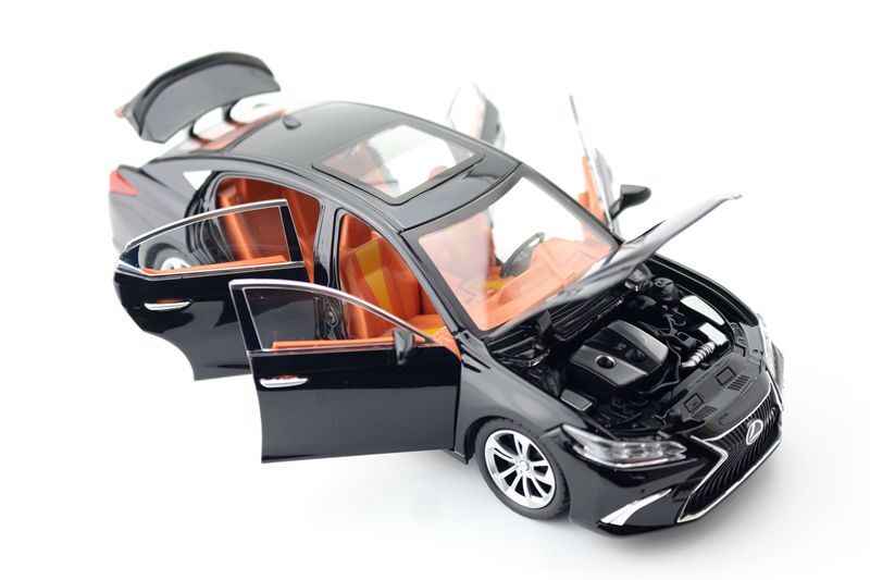 1/24 Lexus โมเดลรถ ES300h ของเล่นสำหรับเด็ก, โมเดลขนาดเล็กแบบหล่อขึ้นรูปด้วยเสียงและไฟประตูเปิดใช้งานของขวัญสำหรับเด็กผู้ชาย