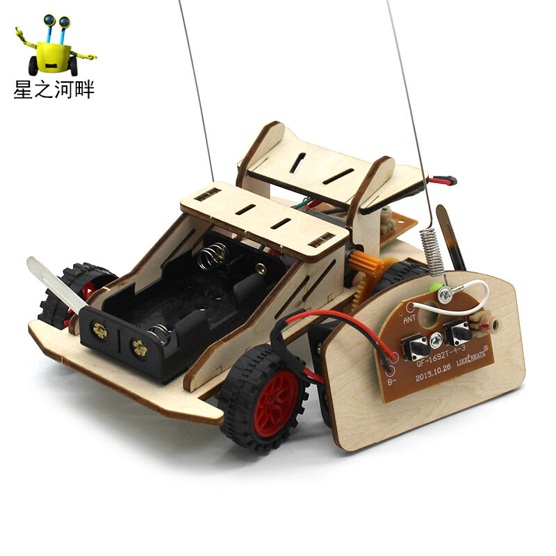 أطفال DIY بها بنفسك 4-ch الكهربائية RC سيارة سباق خشبية RC نموذج سيارة الجمعية الجذعية العلوم تجربة ألعاب تعليمية هدية ل Sduents