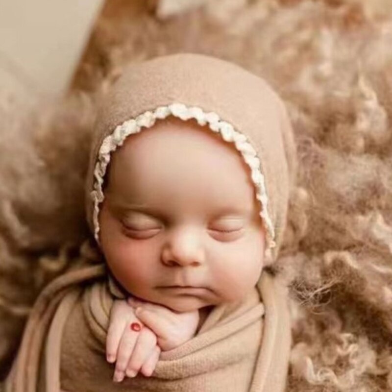 Pasgeborenen fotografie poseren rekwisieten tulband hoed mand tapijt fotostudio achtergrond