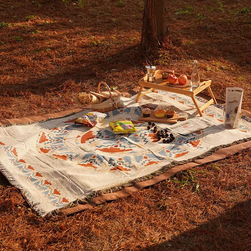 Artystyczny dywan mata piknikowa wycieraczka zewnętrzna artykuły kempingowe sprzęt tkanina na piknik mata odporna na wilgoć w stylu etnicznym