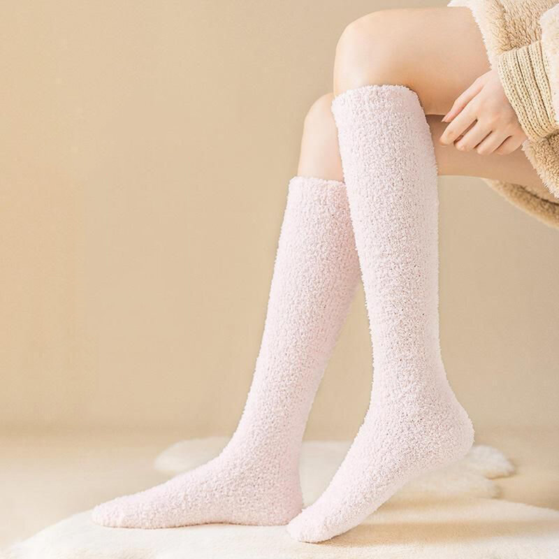 Meias de lã coral quente para mulheres, meia longa de pelúcia espessa, macio para dormir, meias simples, perna inferior, inverno
