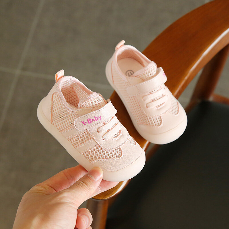 Chłopięce dziewczynki oddychająca miękka dno buty na co dzień oddychające siateczkowe antypoślizgowe buty dla małego dziecka do noszenia