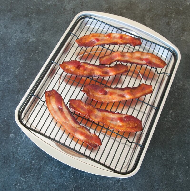 Nordic Ware Aluminum Oven Bacon Pan with Nesting Rack, 12.7" x 17.4" x 1.6"