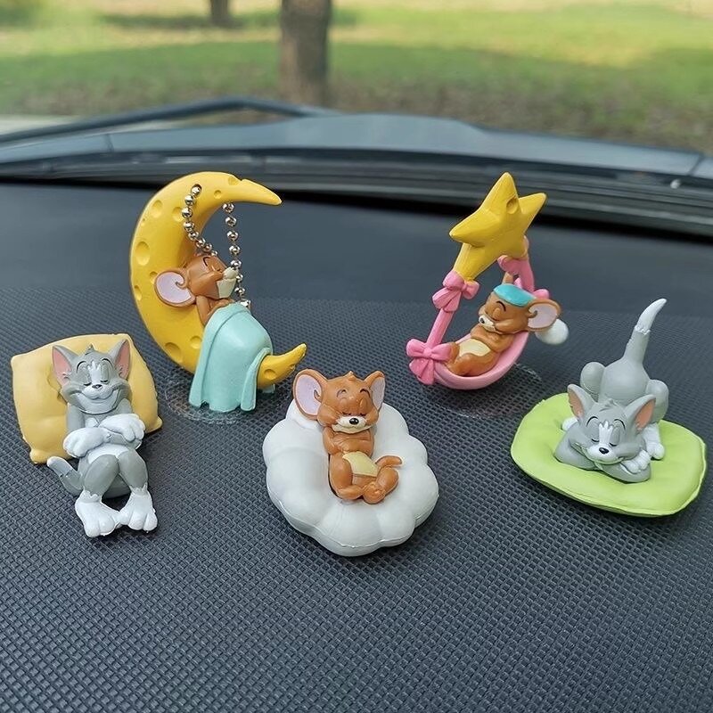 Tom Cat Jerry Mouse Car Ornament Cute Desk Decorations Adorable Figurines Collectible Toy Figures Auto Motive Interior Gift
