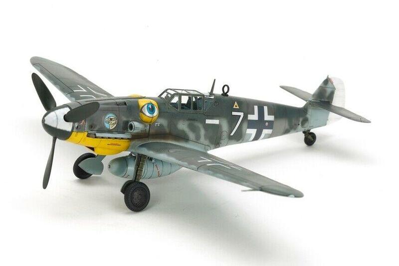 Tamiya 60790 1/72 Scale Aircraft Model Kit WWII German Messerschmitt Bf109 G-6 Model Building