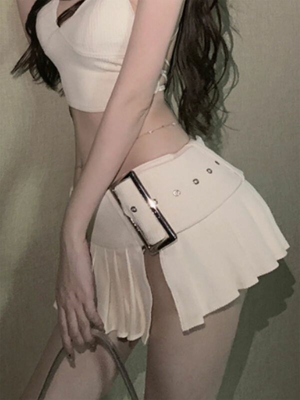 Y2K spicy mini skirt with high waist and thin pleated skirt is a new style of pure desire in summer.