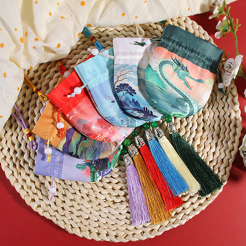 Bolsita de estilo chino con borlas de flores bordadas, bolsa de regalo antigua con cordón, bolsa de Perfume de Festival de bote de dragón, alta calidad, 1 unidad