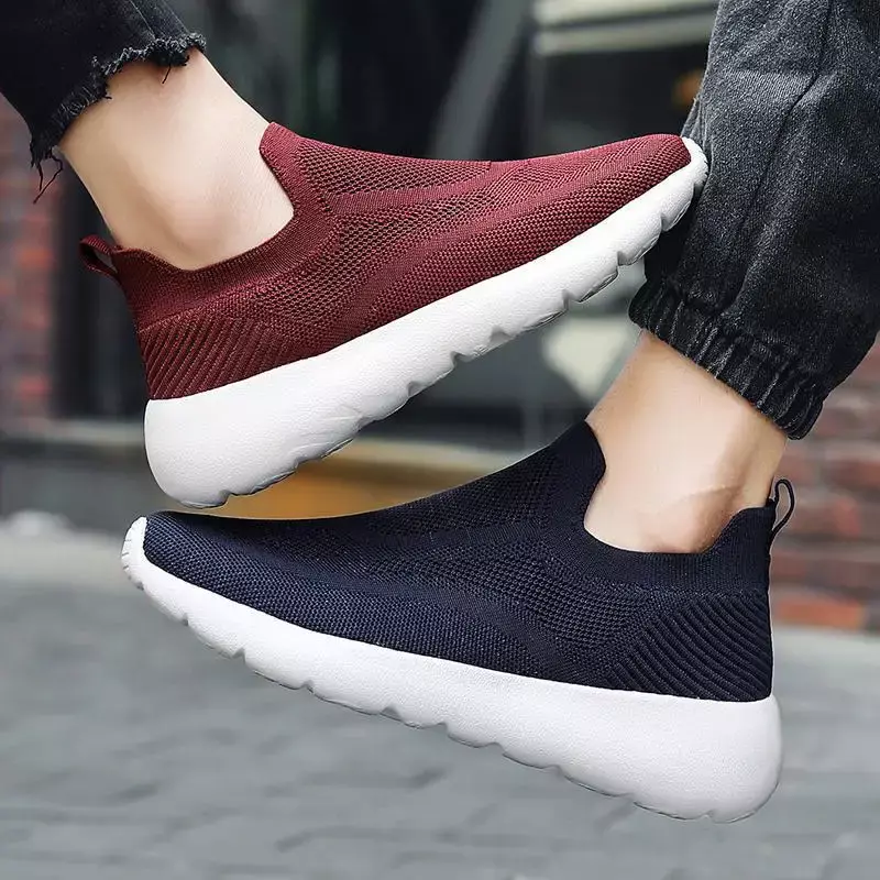 Men's Shoes 2024 New Summer Breathable Board Shoes Men's Casual Sports Running Shoes Skateboard