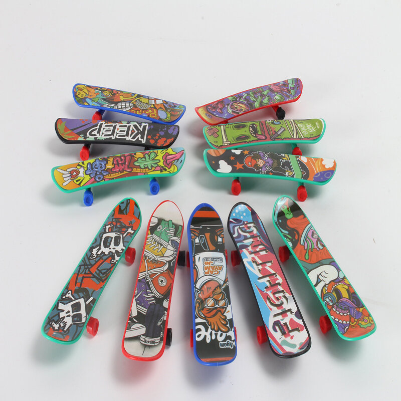 Mini Finger Skateboard Kunststoff Finger Finger Skateboard Spielzeug Traditionelle Klassische Jungen und Mädchen Spaß Spielzeug Weihnachten Geburtstag Geschenk