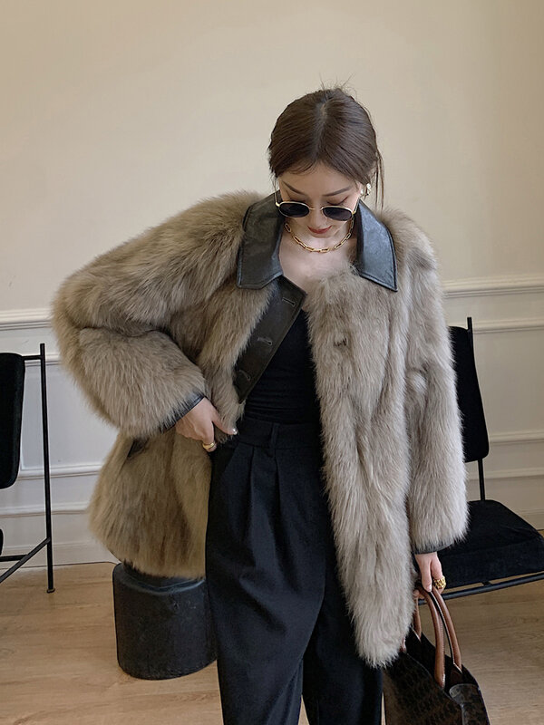 Cappotto di pelliccia di pelliccia di volpe giovane di media lunghezza Haining nuova pelliccia cappotto di pelliccia di moda integrato inverno