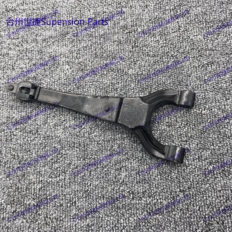 Clutch Release Fork For Mitsubishi ME610106