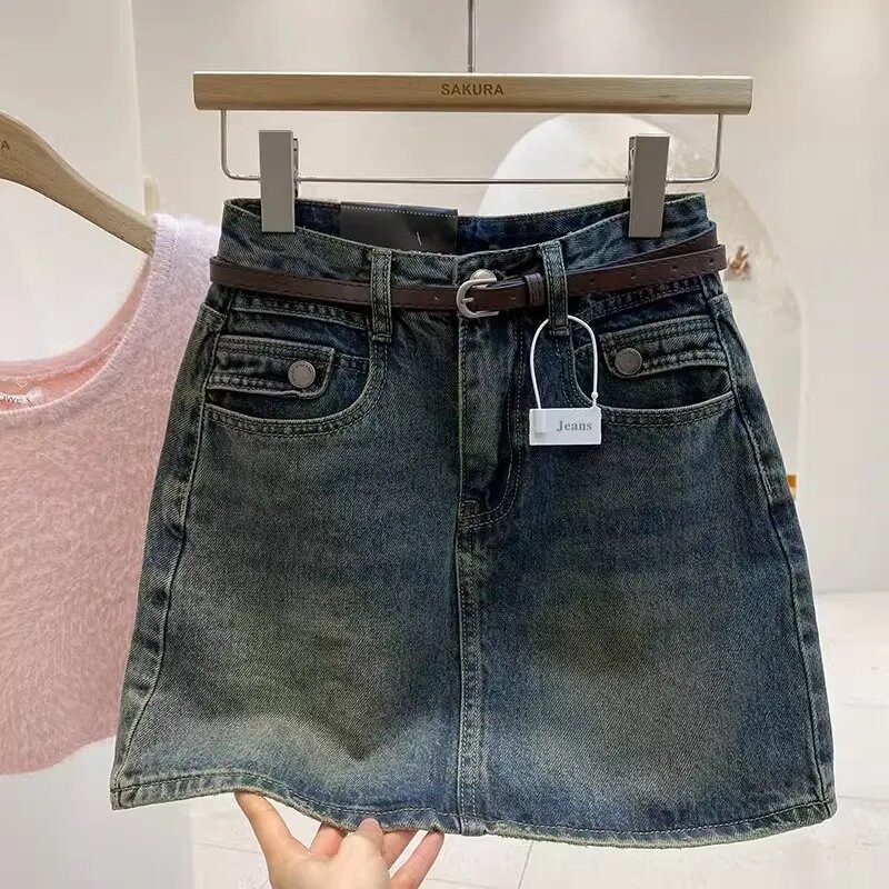 Rok pendek Denim anti silau untuk wanita, rok Jeans Mini pinggang tinggi ramping Korea musim semi dan panas 2024
