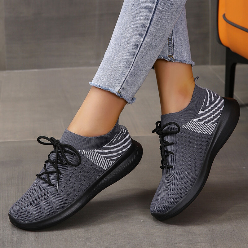 2022 جديد النساء أحذية رياضية شبكة ضوء تنفس أحذية امرأة المشي مريحة حذاء كاجوال منصة أحذية الدانتيل للنساء