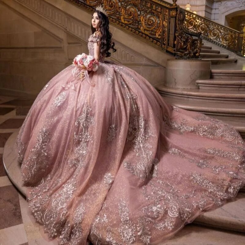반짝이는 핑크 오프 숄더 퀸시안라 무도회 드레스, 클래식 레이스 아플리케, 공주 롱 럭셔리 스위트 16 원피스