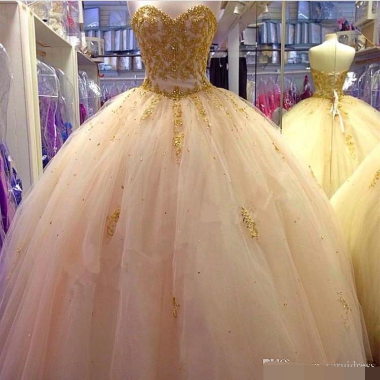 Sweetheart Quinceanera sukienki złote aplikacje z koralikami długość podłogi suknia słodka 16 lat na imprezę bal sukienka vestidos de 15 anos