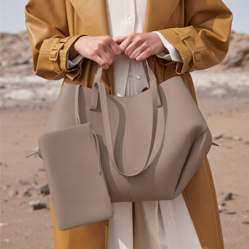 Tas tangan kapasitas tinggi wanita, tas jinjing belanja besar warna murni, tas bahu Hobo kulit asli mode sederhana untuk wanita