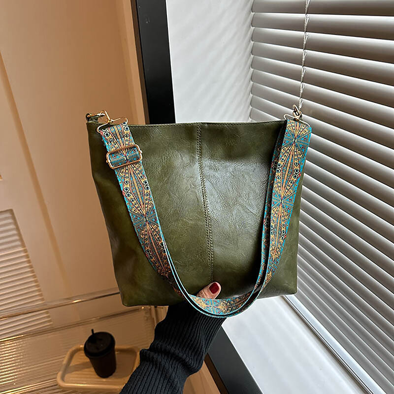 Vintage Solid Color Women Fashion Shoulder Sling Bag High-Capacity Simple Wide Strap Bucket Crossbody Bag