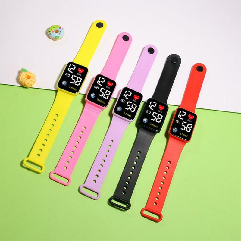 Jam tangan gelang silikon jam tangan baca dapat disesuaikan anak-anak siswa jam tangan elektronik Led dengan tali silikon lembut Dial bumi persegi