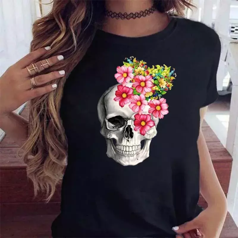 Camiseta de manga curta com gola O feminina, tops casuais femininos, camiseta na moda com caveira e estampa de flores, anos 90, verão