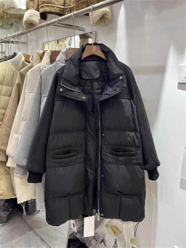 Desain sambungan kain wol, jaket panjang sedang, jaket bulu angsa longgar baru musim dingin dan tebal 90
