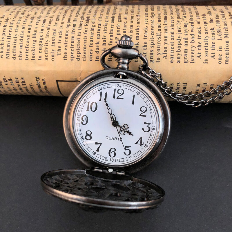 Squisito polpo artistico Hollow scolpito orologio da tasca al quarzo collana ciondolo regali per donne o uomini con catena Fob